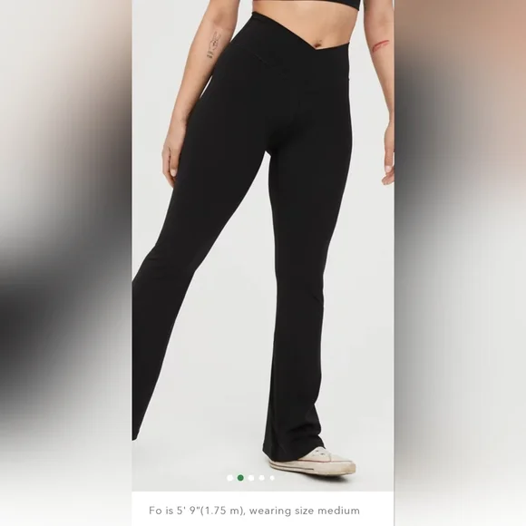 Aerie OFFLINE Black Leggings - Picture 8 of 8
